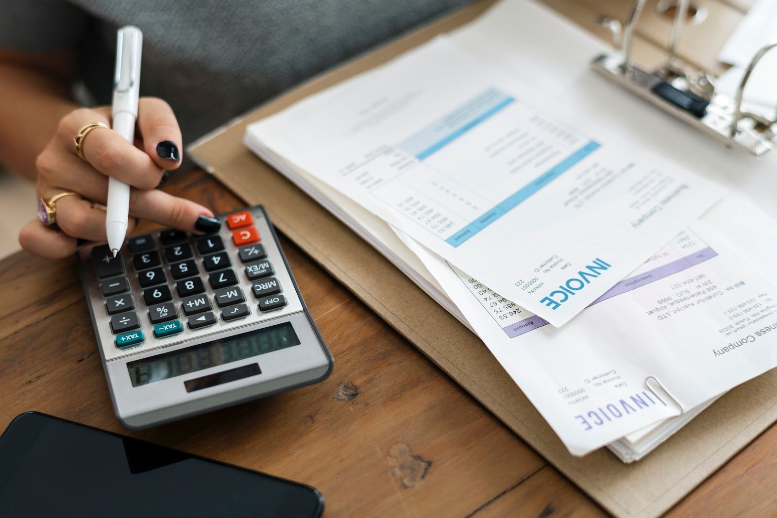 Accounts Receivable and Payable Services